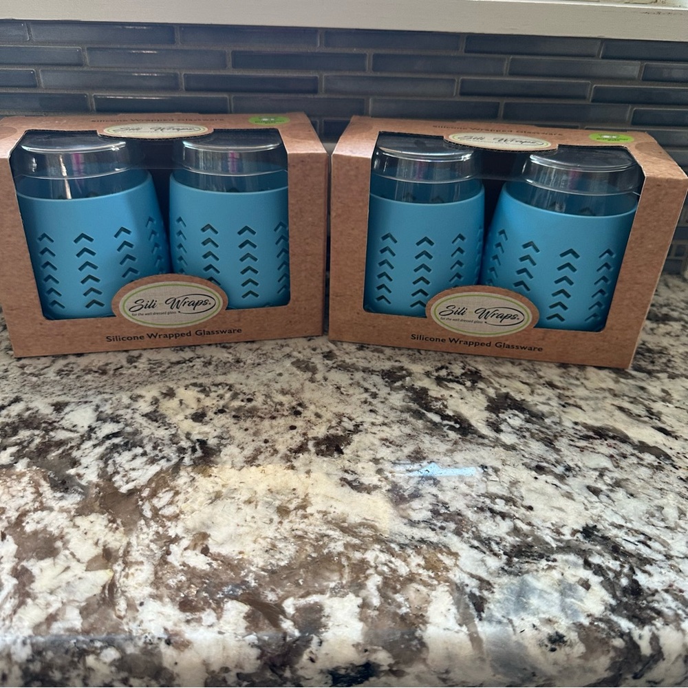 New in pkg, Sili Wraps Blue Silicone Wrapped Glassware Set of 4.